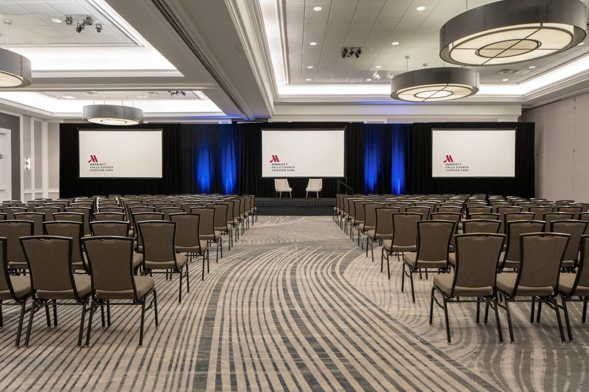 Falls Church Marriott Fairview Park Hotel Exterior photo