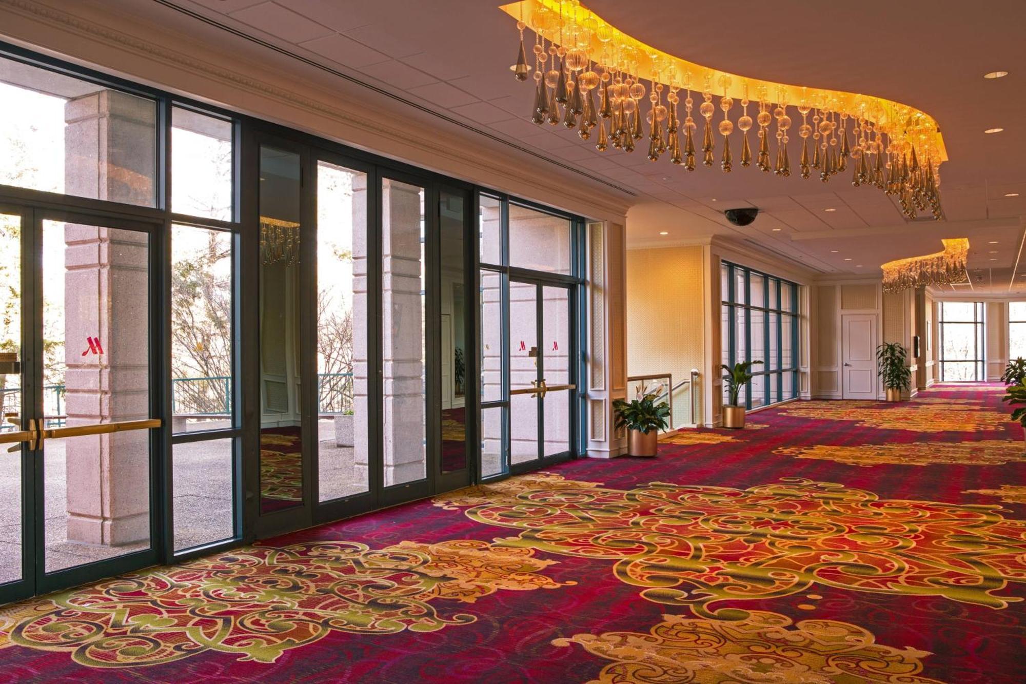 Falls Church Marriott Fairview Park Exterior photo